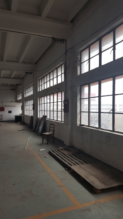  g1521 杨浦内江路靠贵阳路  700平方厂房出租 层高6米.方正，可小型加工.物流仓储